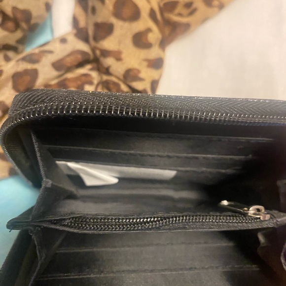 Wallet - Picture 3 of 3